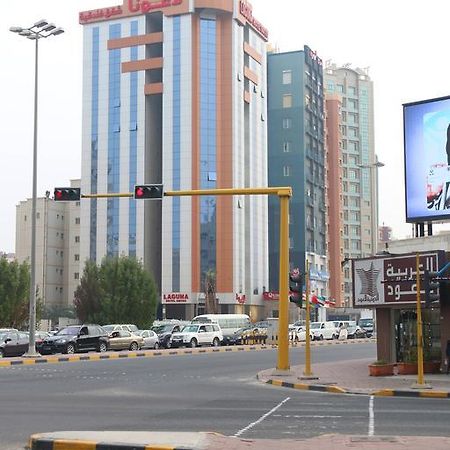 Laguna Hotel Suites Kuwait City Exteriör bild