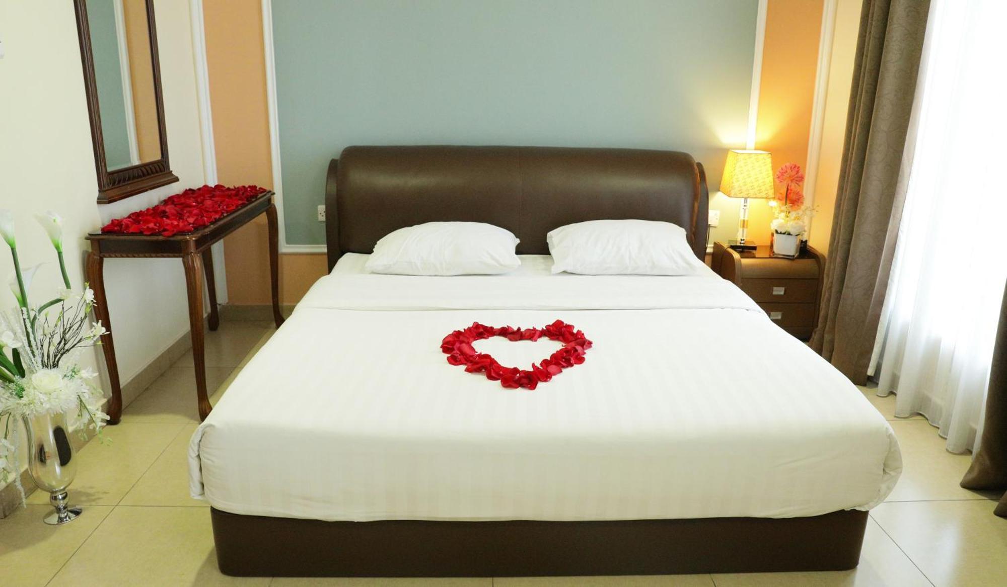 Laguna Hotel Suites Kuwait City Exteriör bild