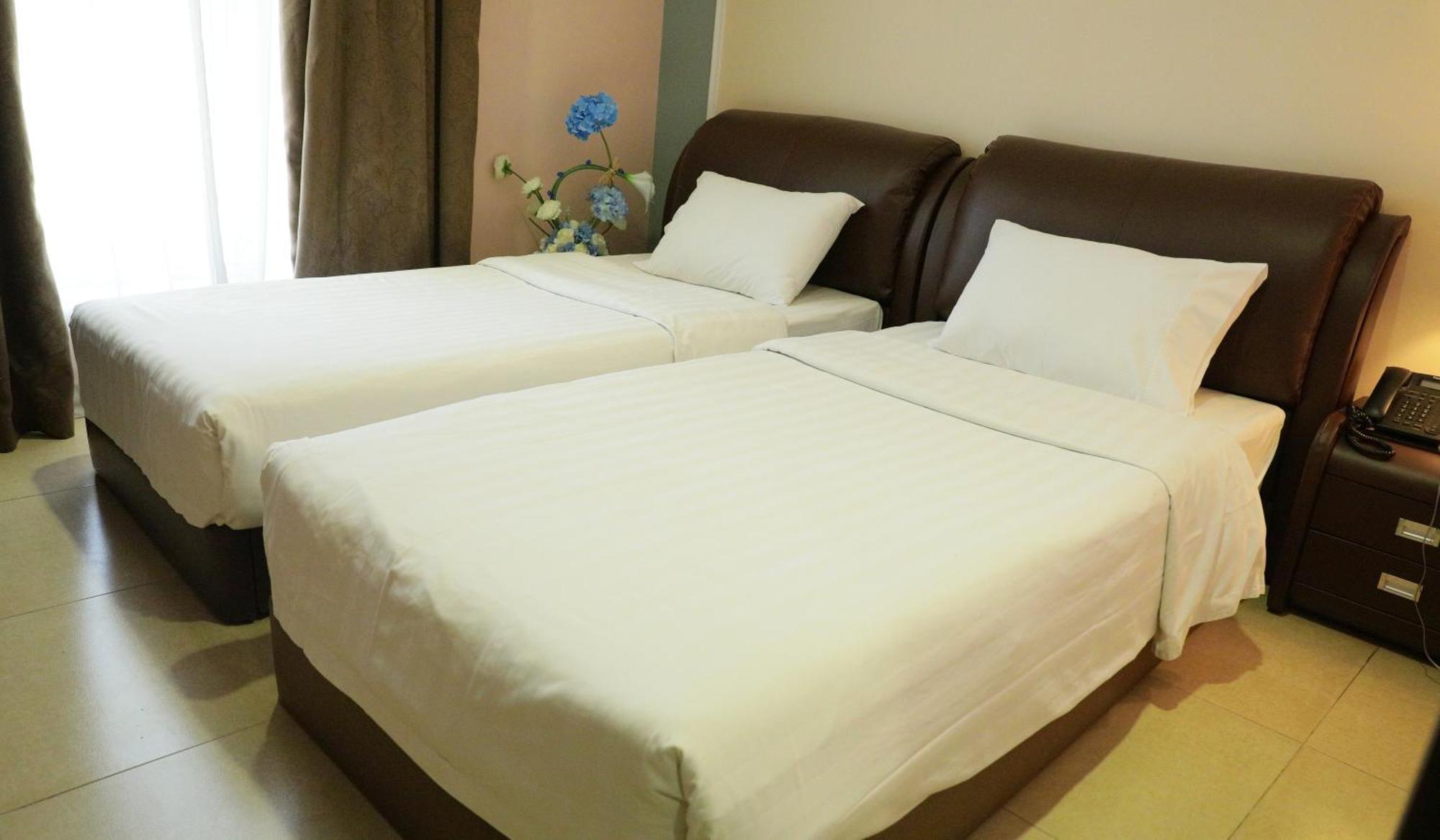 Laguna Hotel Suites Kuwait City Exteriör bild