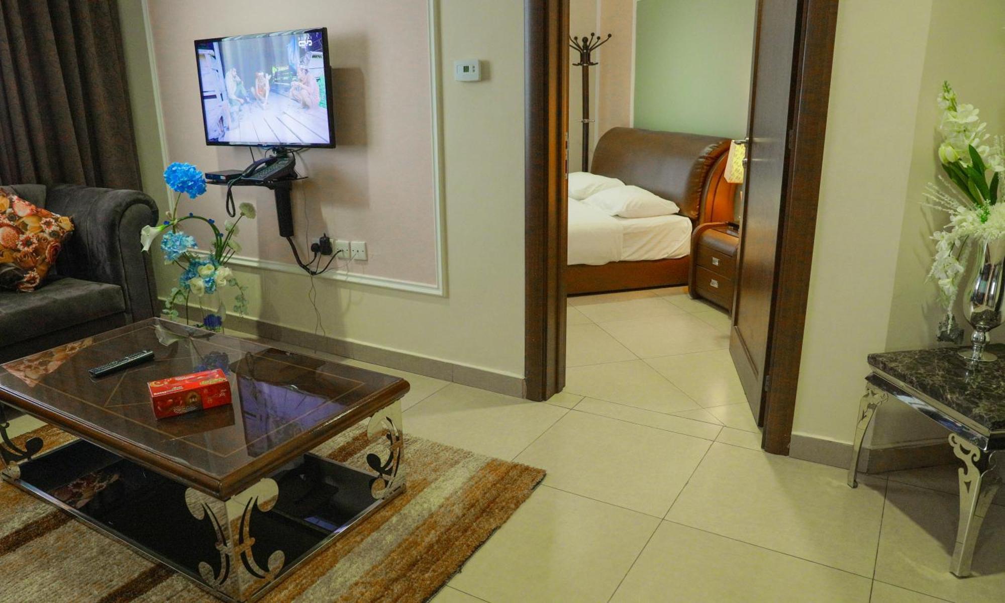 Laguna Hotel Suites Kuwait City Exteriör bild