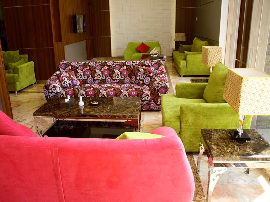 Laguna Hotel Suites Kuwait City Exteriör bild